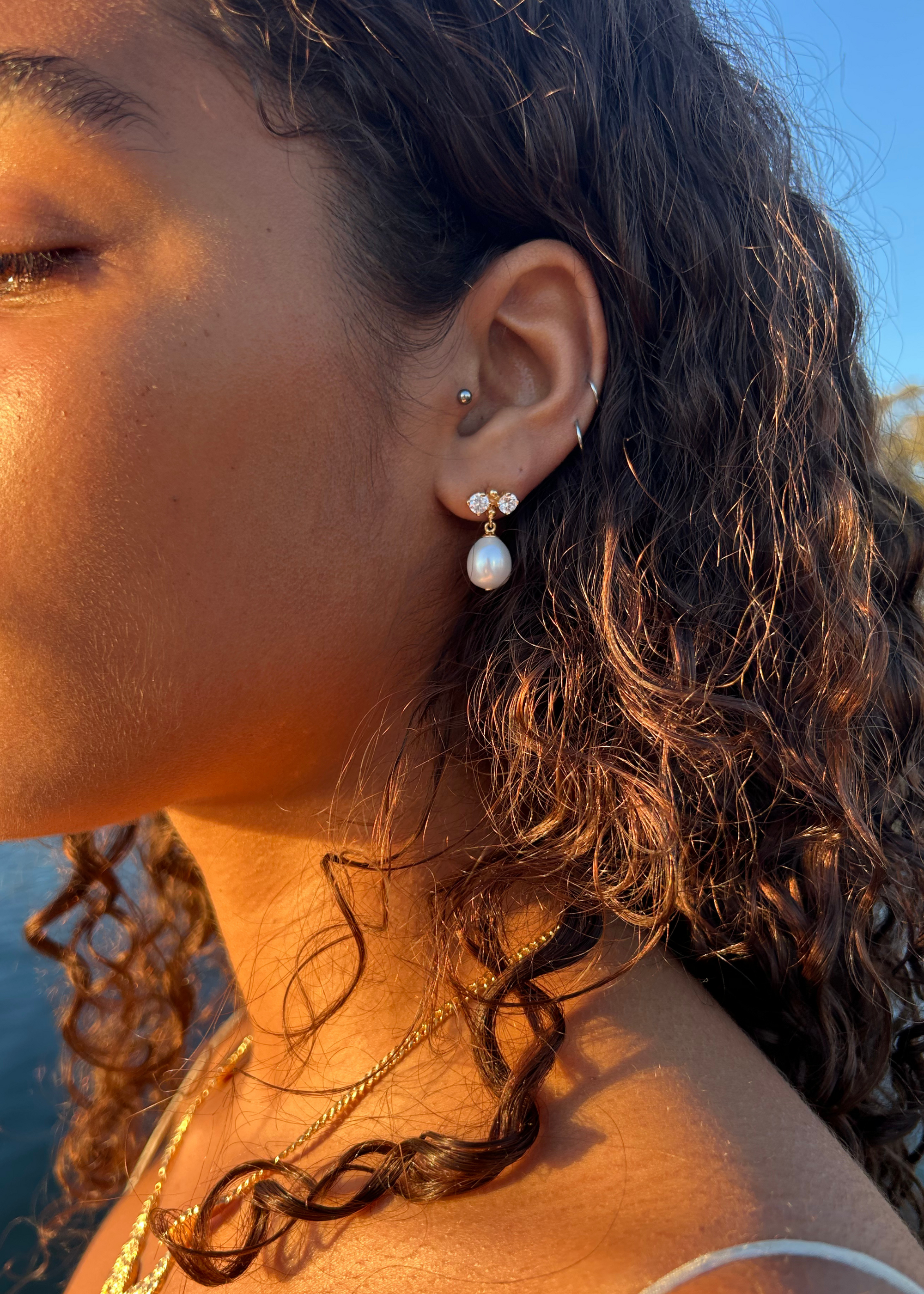 TWIN PEARL EARRINGS GOLD