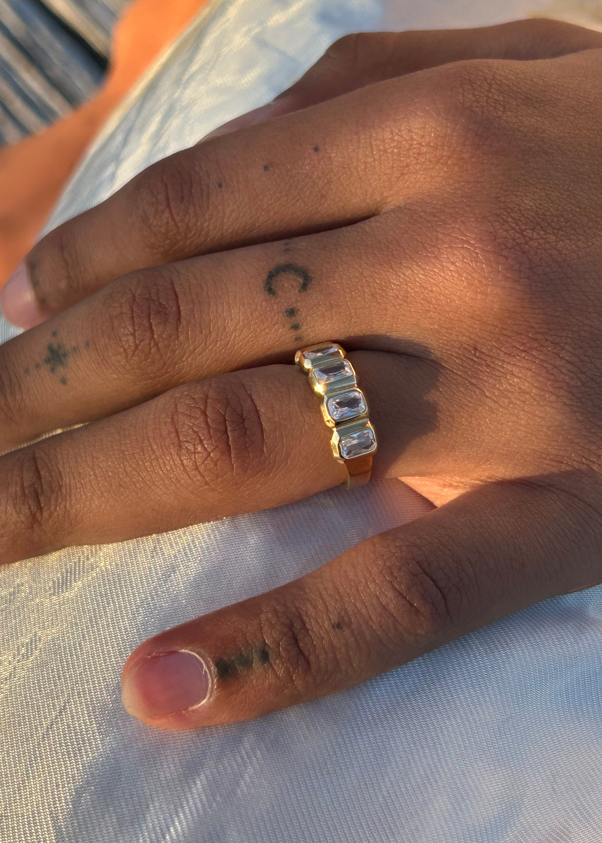 MINI TOKYO TOWER RING GOLD