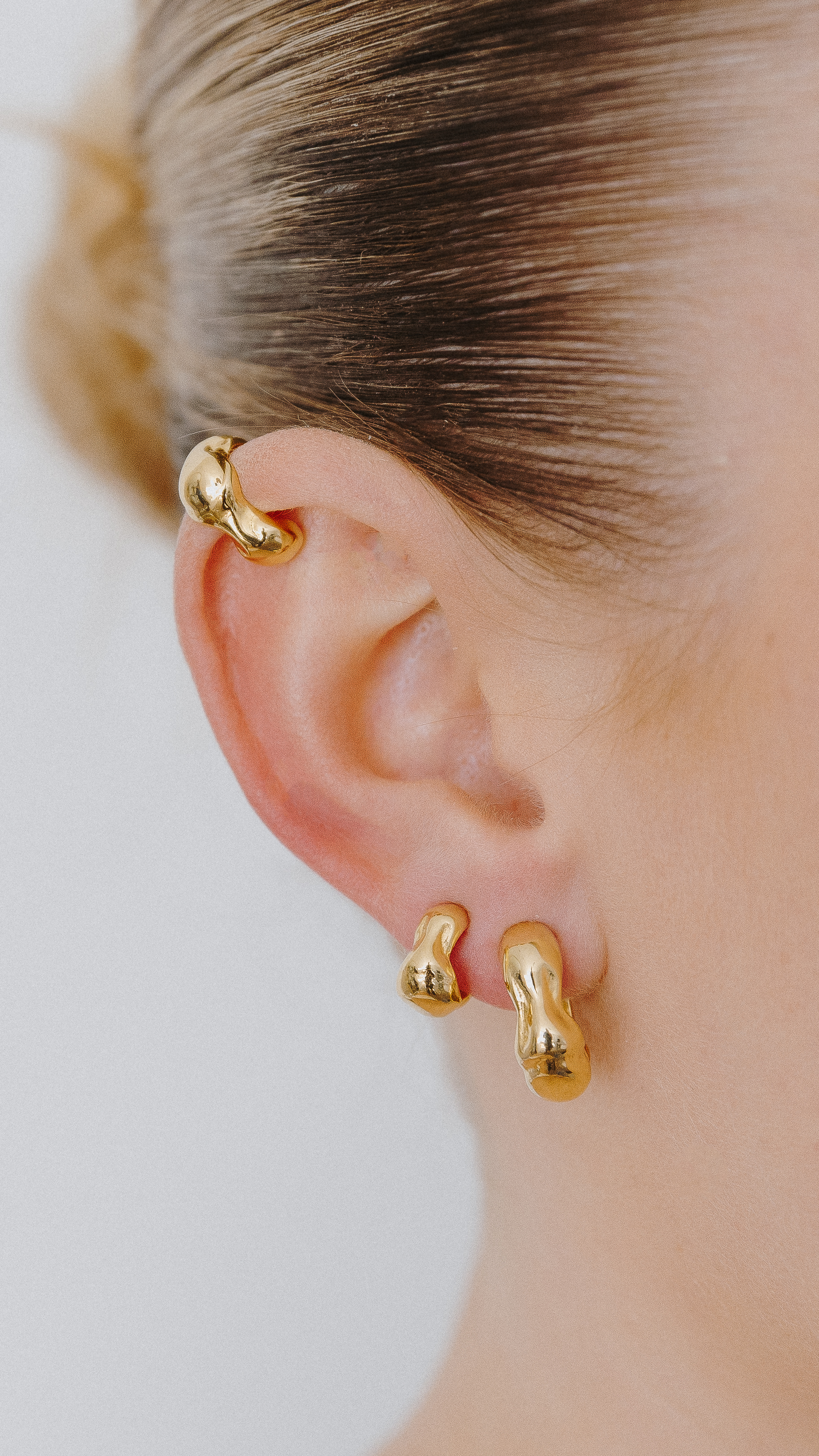 ARCHER EARRINGS GOLD 10mm